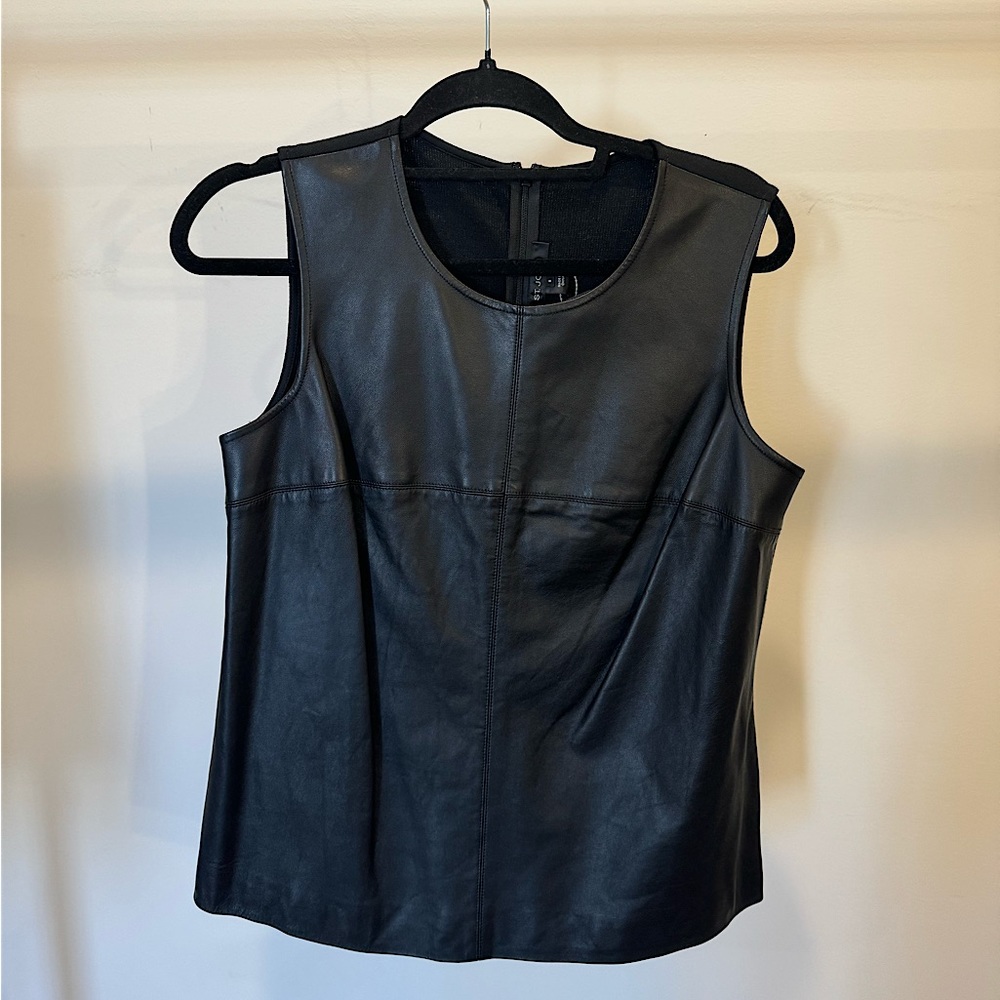 New ST JOHN Black Leather Top and Jacket Matching Set